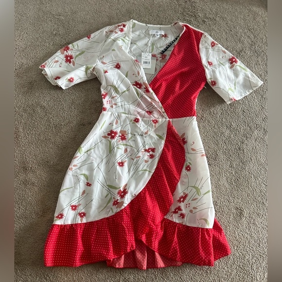 Summer Dress - Picture 1 of 3